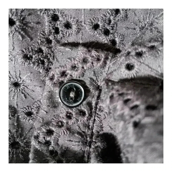 Ravel Blouse Eyelet Ruffle Long Sleeve Black Women's Small - Picture 4 of 5